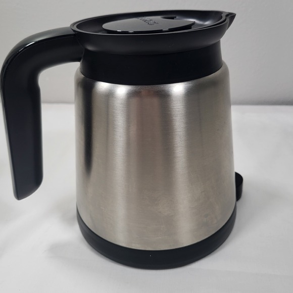 Keurig Thermal Stainless Steel 32oz Replacement Coffee Carafe - Picture 4 of 12